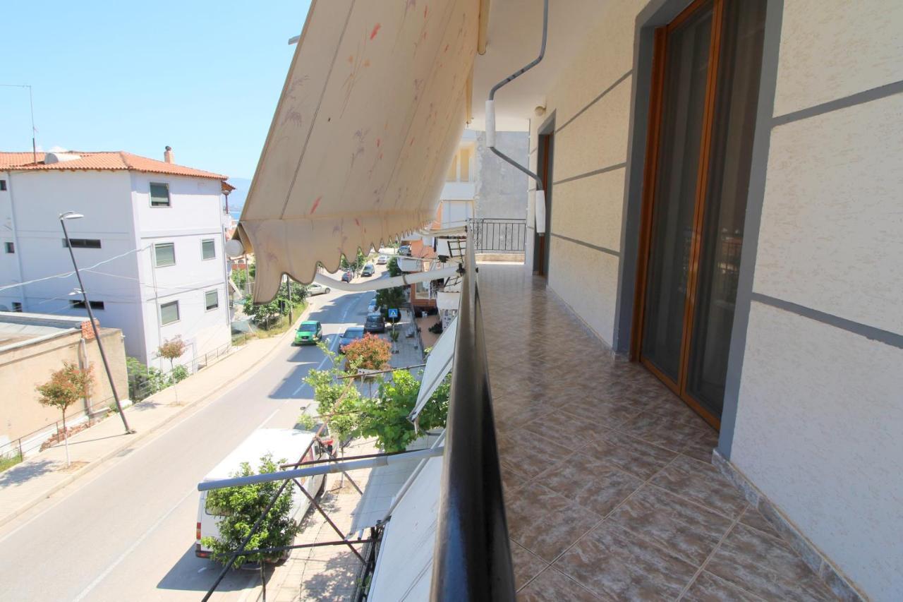 Alex Apartments Sarande Exterior photo